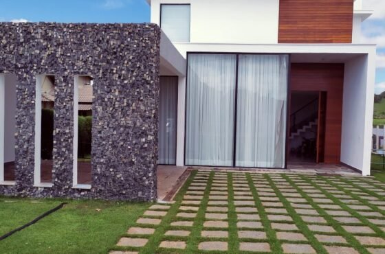 Casa maravilhosa em beirada d’água com pier exclusivo na Ilha Brasil