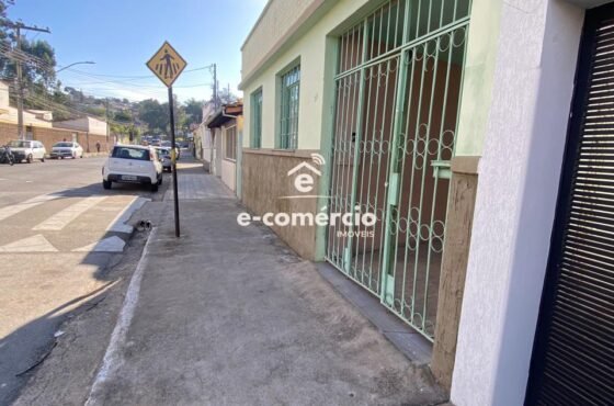 Casa para aluguel próximo a Igreja Nossa Senhora Auxiliadora