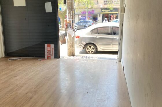 Loja para aluguel no Centro de Lavras, na principal rua da cidade